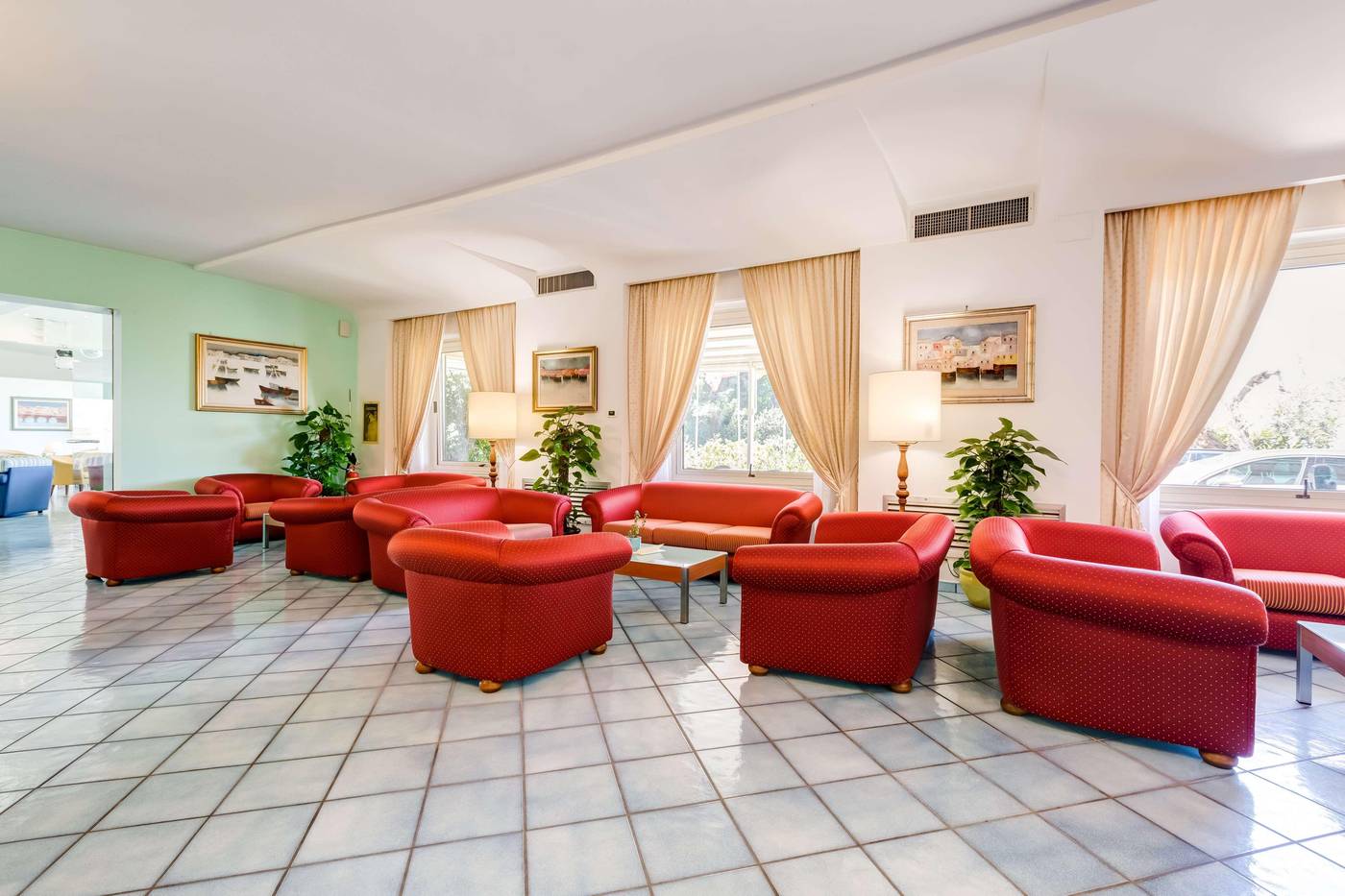 Best-Western-La-Solara-Lobby-60