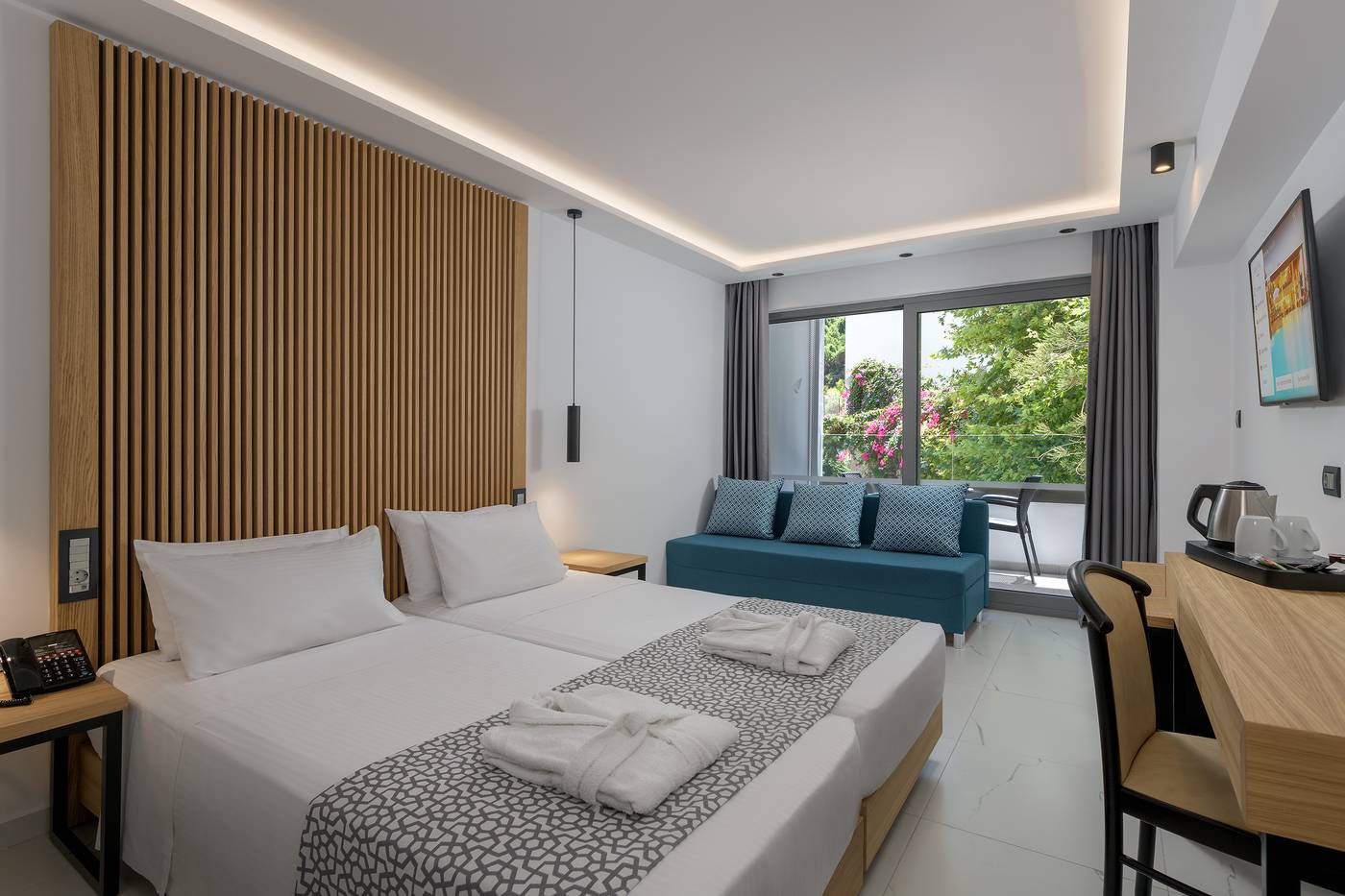 Oceanis-Beach-Hotel-Room-28