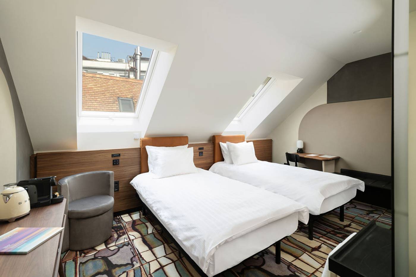 Hotel-Gin-Budapest-Room-3