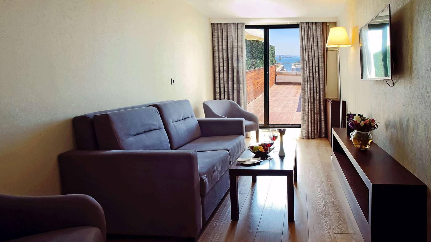 Port-Bosphorus-Hotel-Room-47