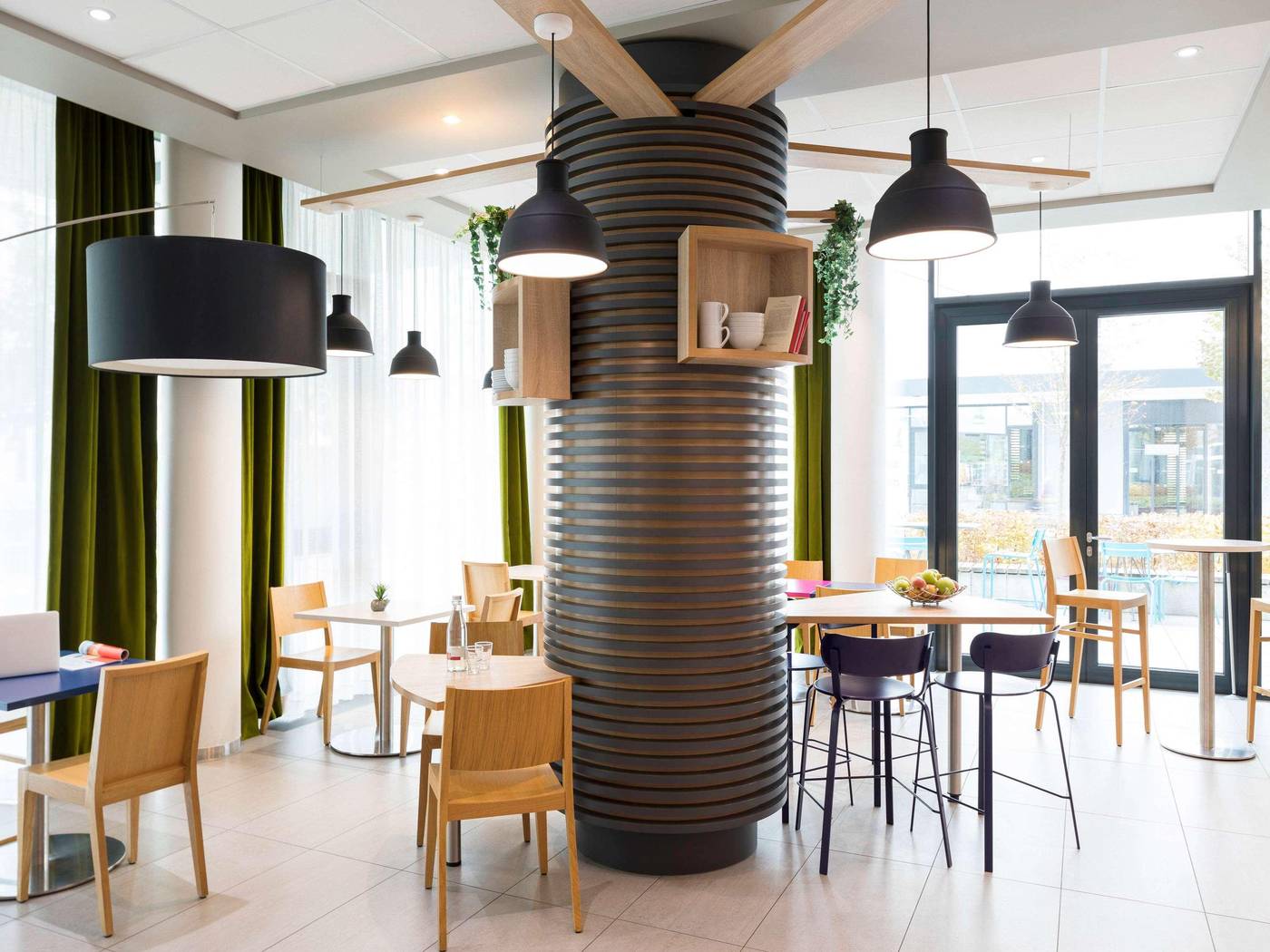 Aparthotel-Adagio-Access-Munchen-City-Olympiapark-Restaurant-9