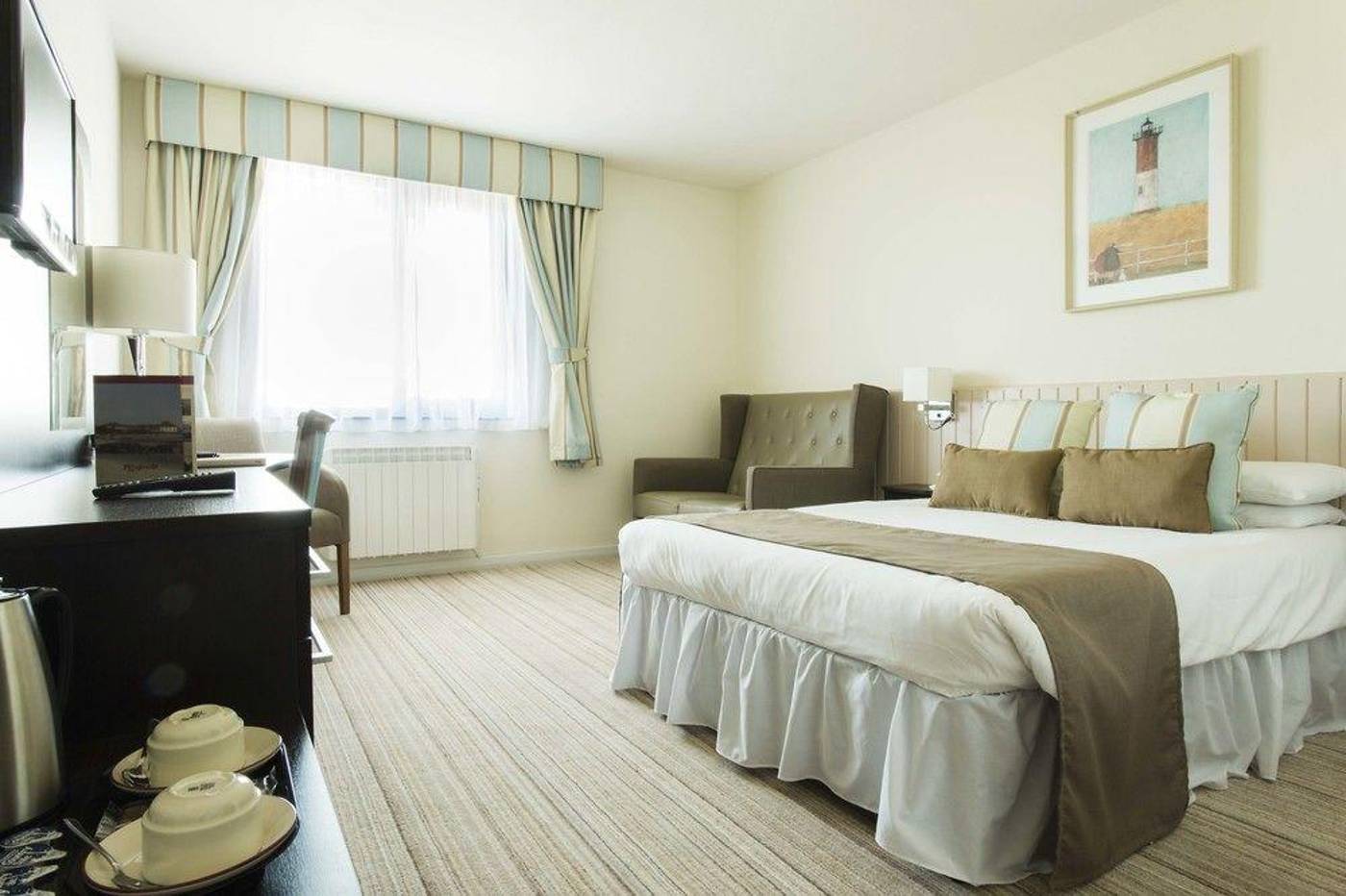 Peninsula-United Kingdom-VALE-General view-1