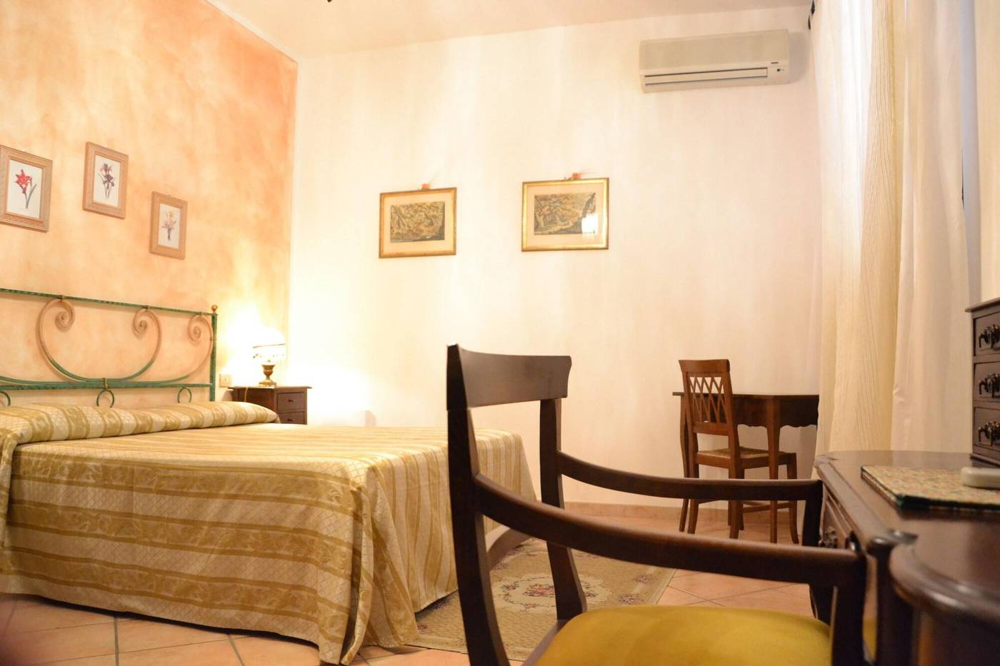 La-Loggia-Villa-Gloria-Room-23