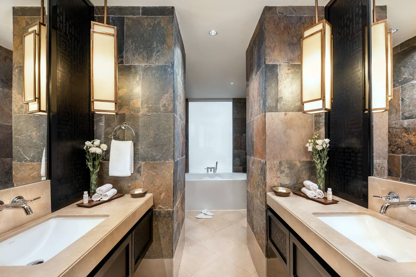 Oaks-Ibn-Battuta-Gate-Dubai-Room-62