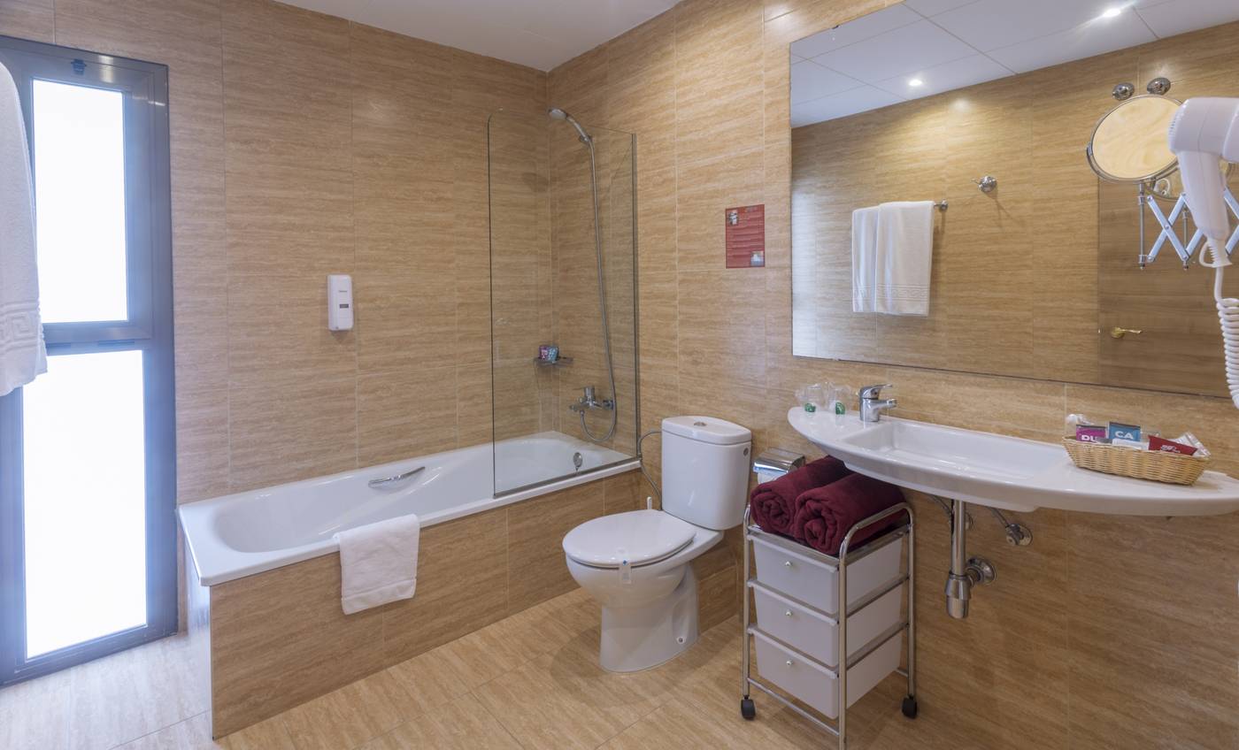 Sumus-Hotel-Stella---Spa---Adults-Recommended-Room-36