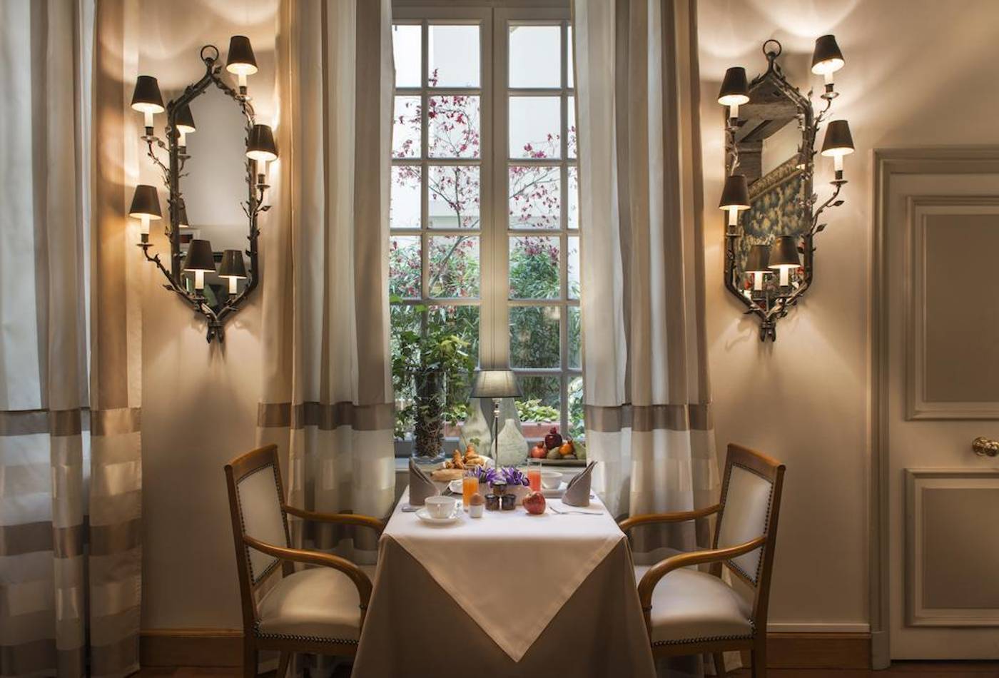 Hotel-DAubusson-Room-9