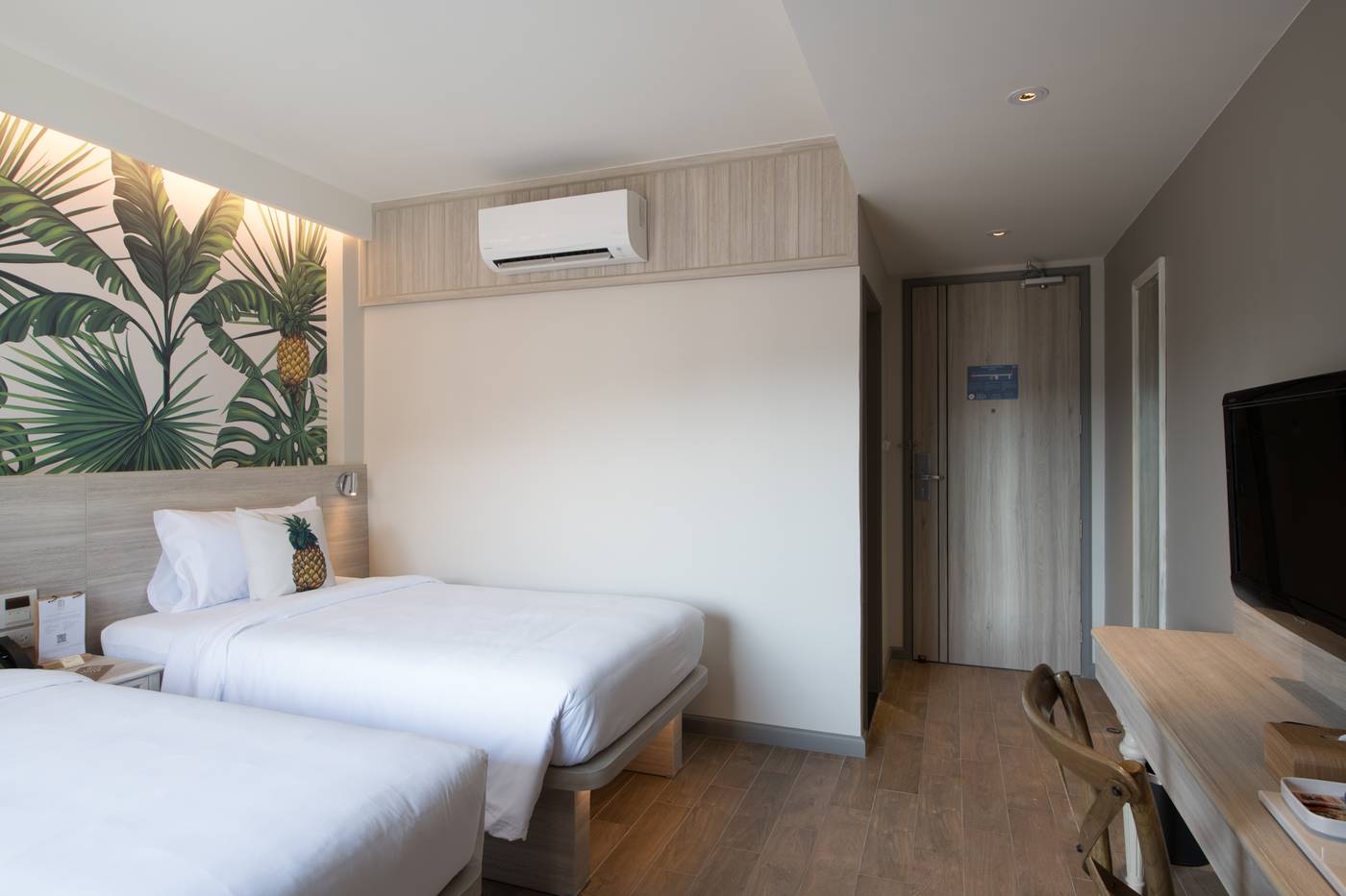 Centara-Sawaddi-Patong-Resort-Room-32