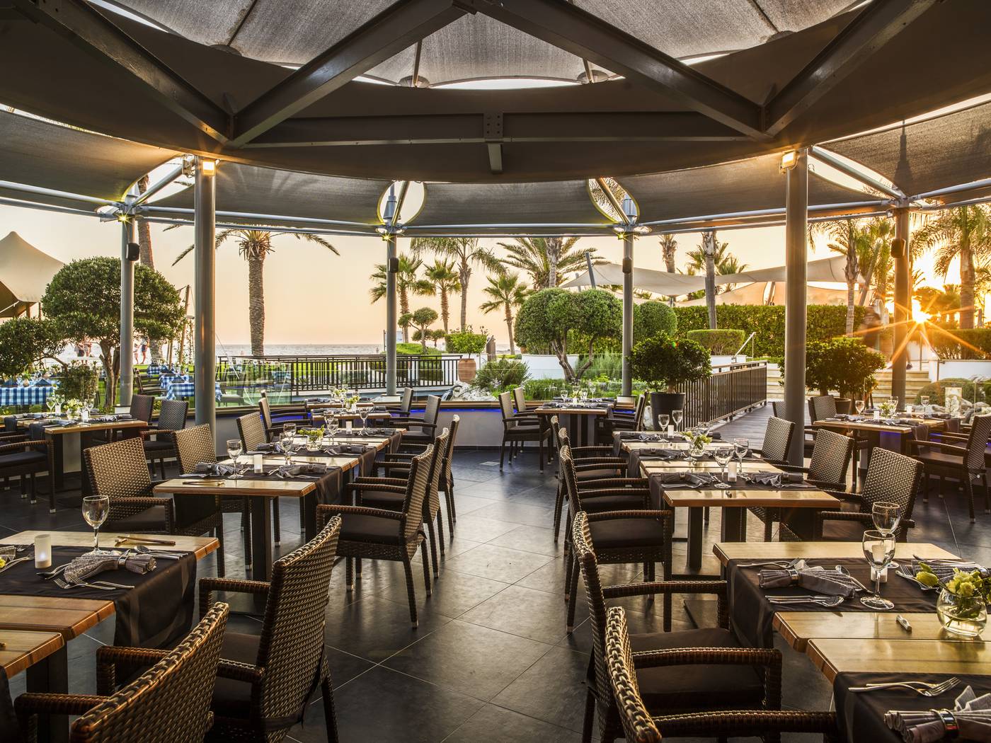 Olympic-Lagoon-Resort-Paphos-Restaurant-17