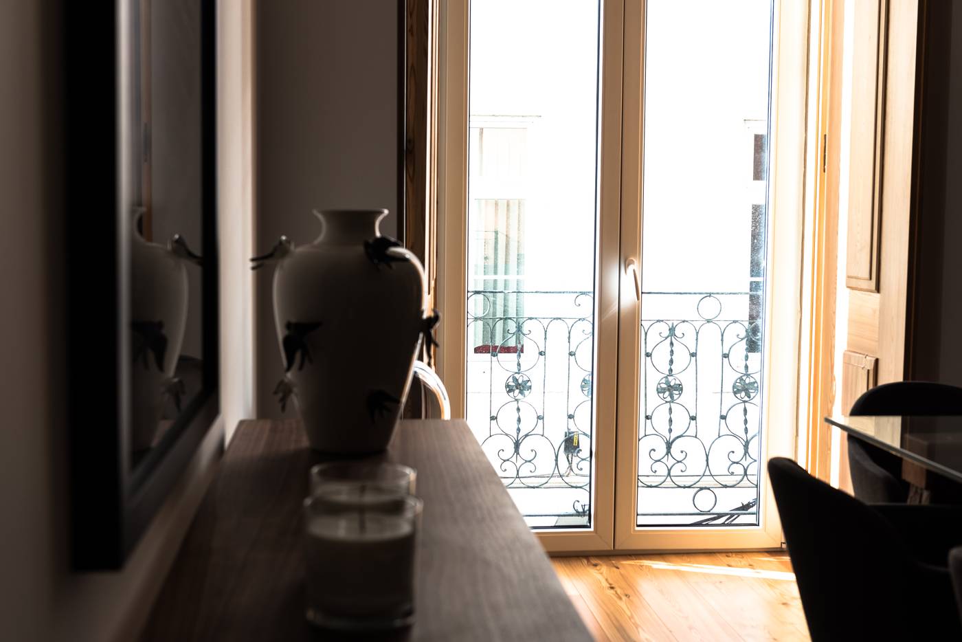 Flora-Chiado-Apartments-Room-18