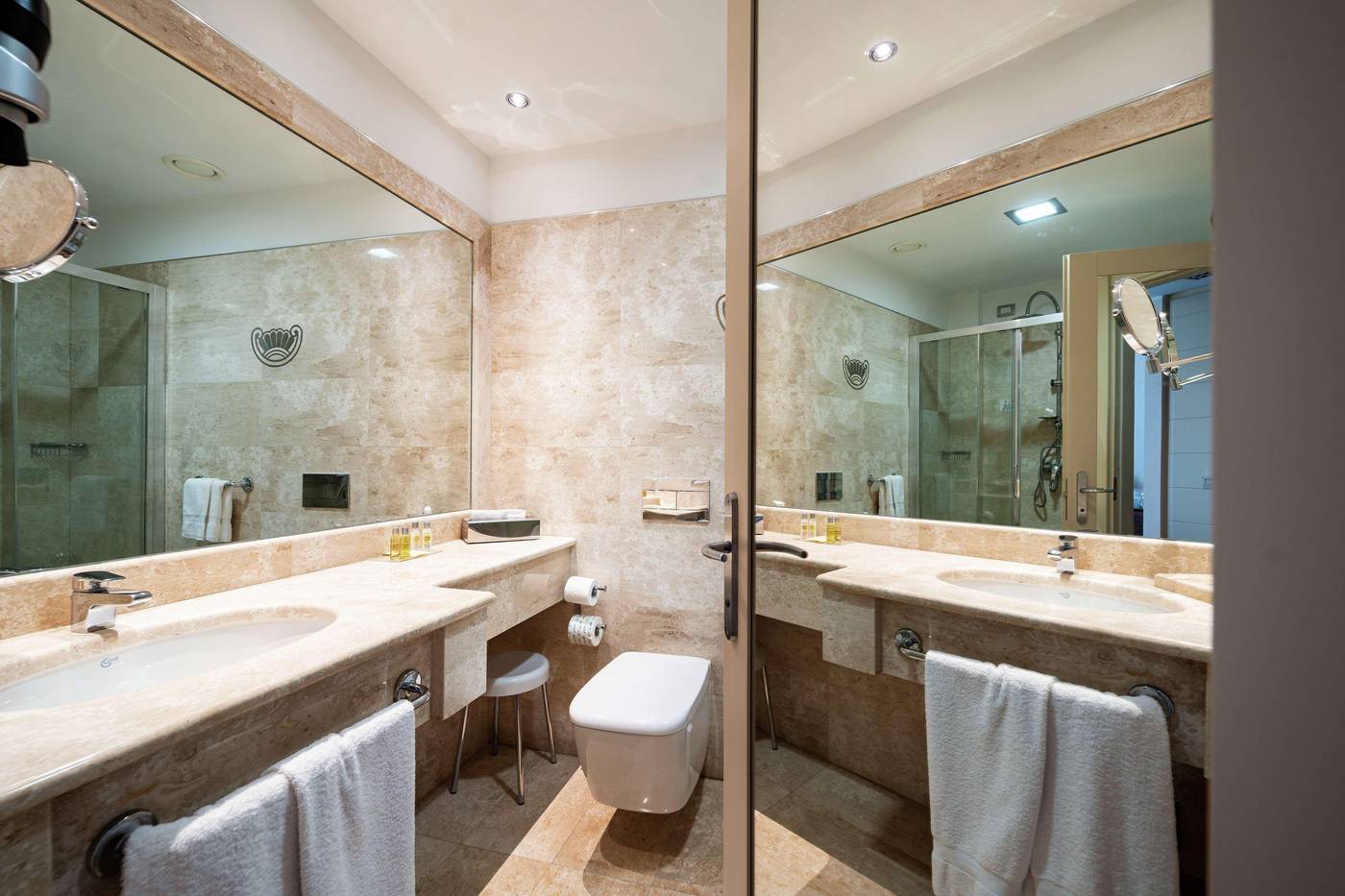 Double-Tree-by-Hilton-Hotel-Olbia-Room-34