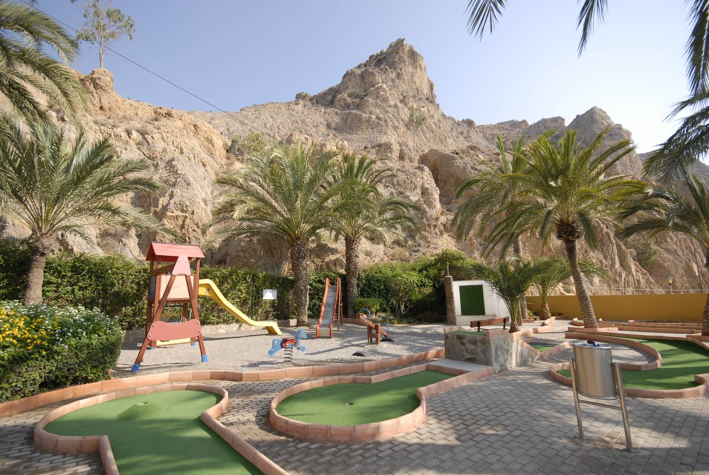 Diverhotel-Aguadulce-Sports-and-Entertainment-14