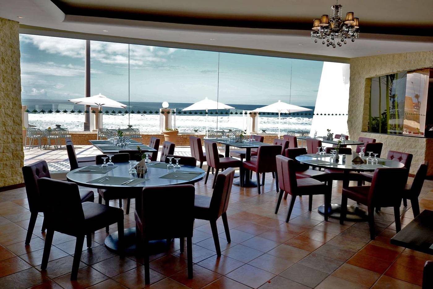 Atlas-Amadil-Beach-Aqua-Sun-Room-71