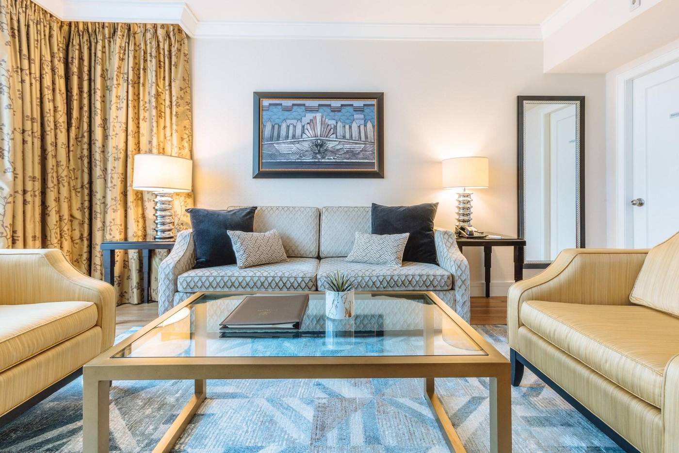 L'Hermitage Hotel-Canada-Vancouver-General view-2