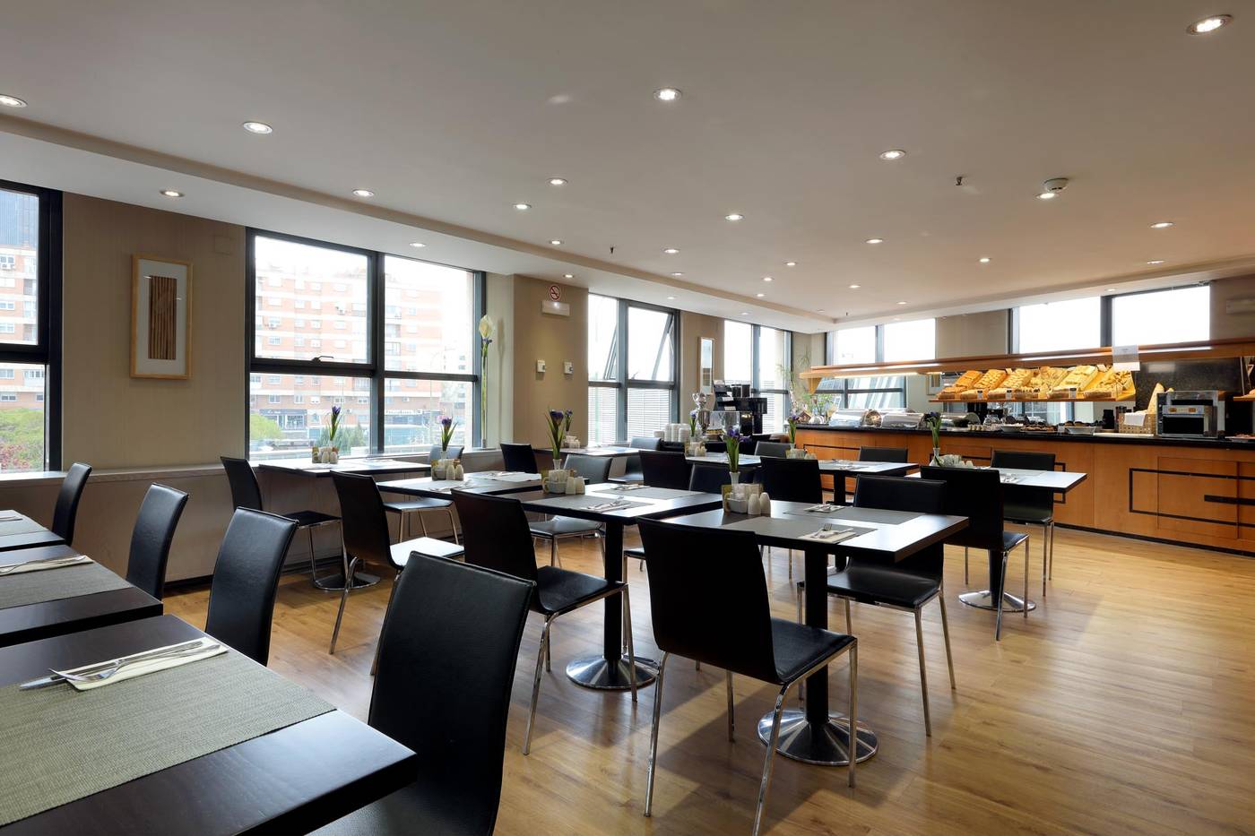 Exe-Plaza-Restaurant-15