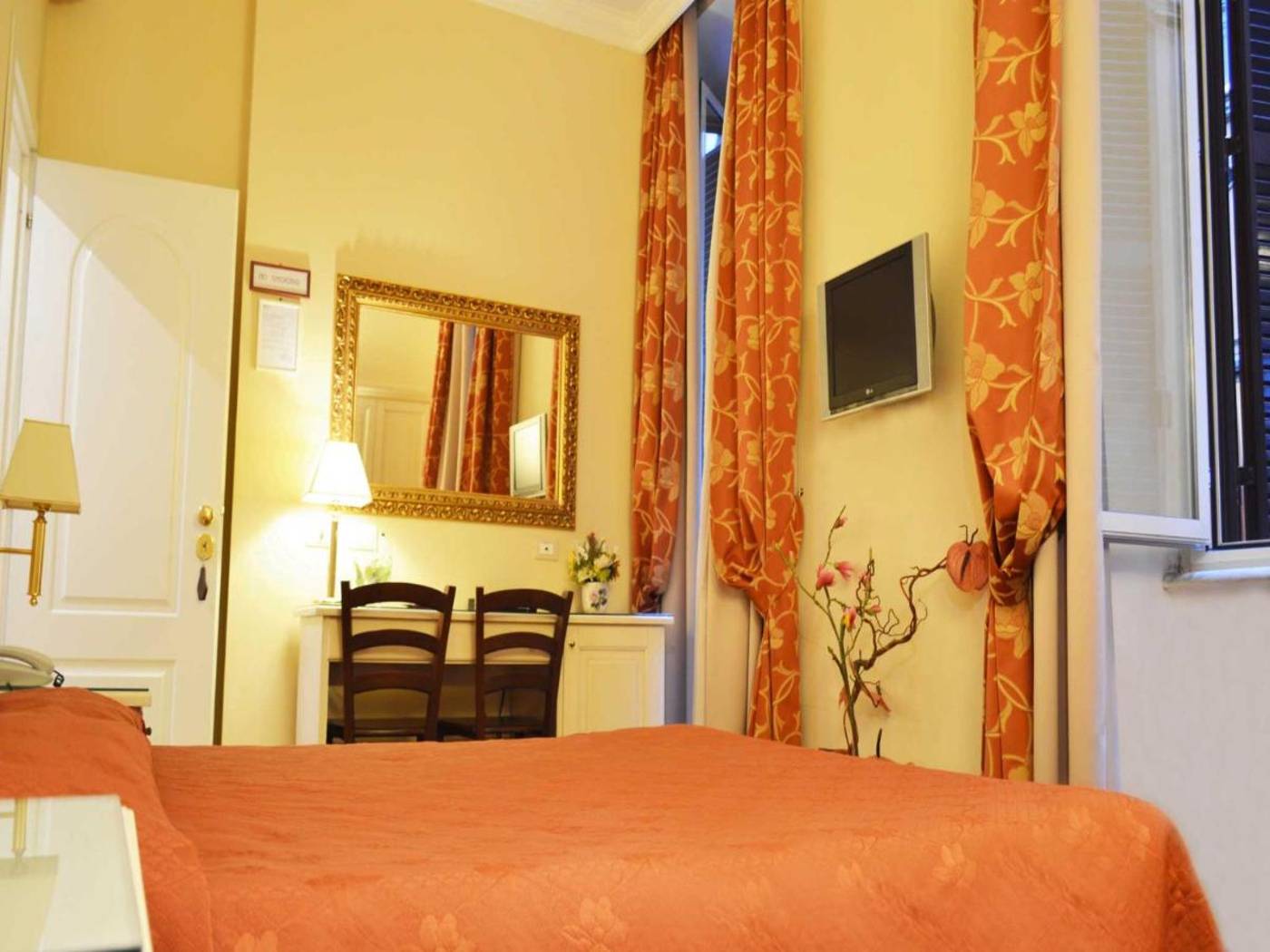 Residenza-Domiziano-Room-8
