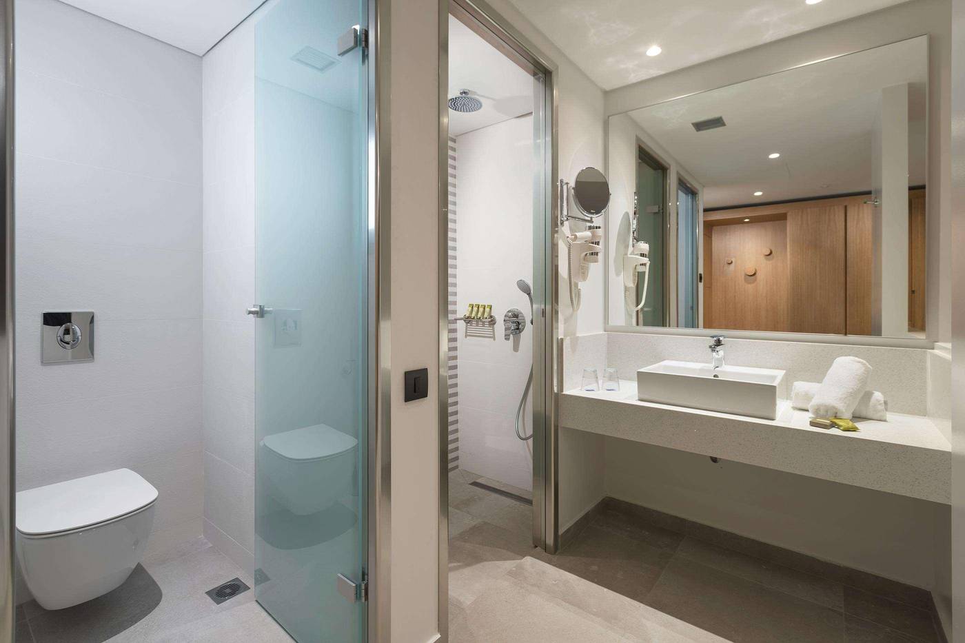 Archipelagos-Hotel-Room-30