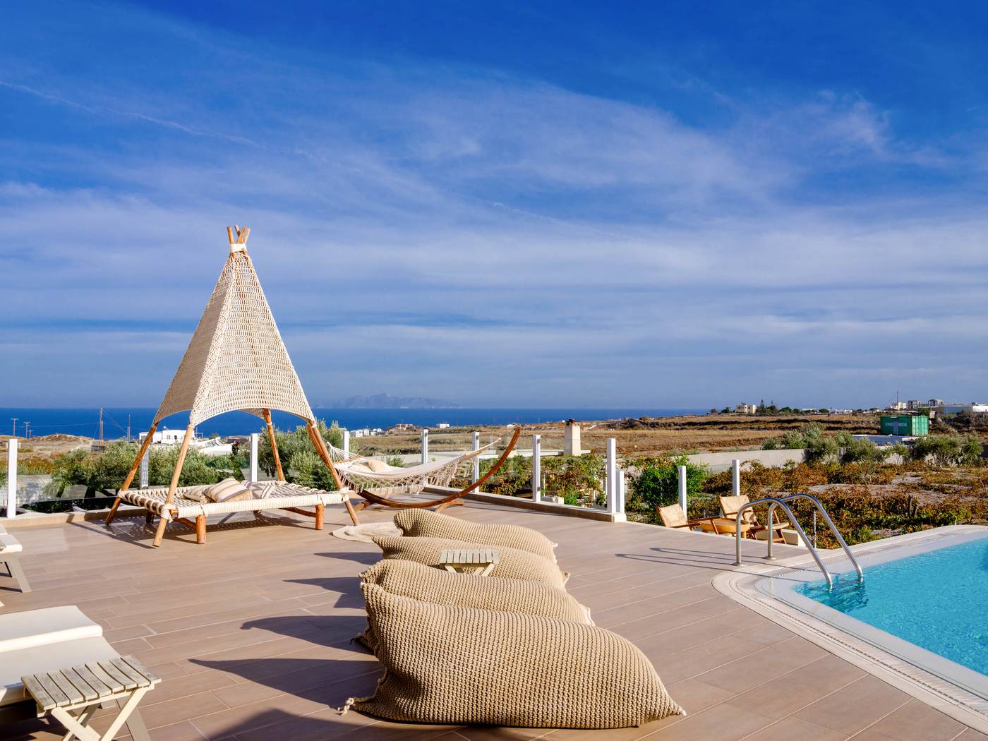 Aliter-Suites-Pool-45