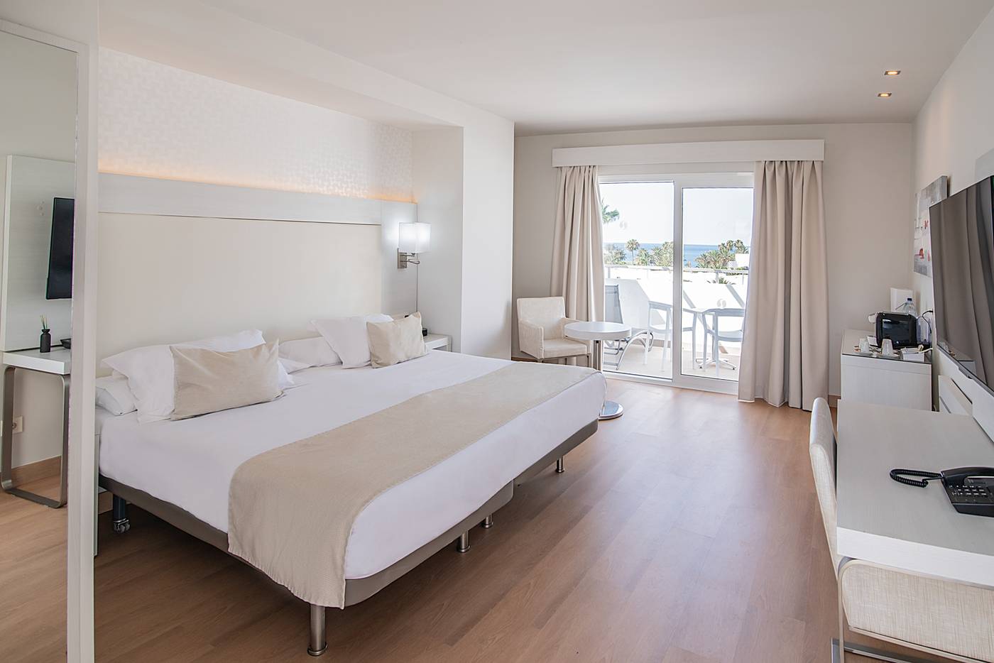 23.07.25 Aequora Lanzarote Suites (2)