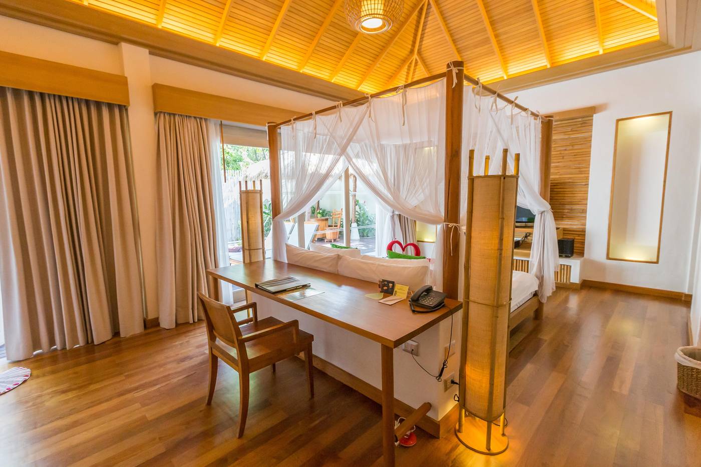 Metadee-Concept-Hotel-Room-44