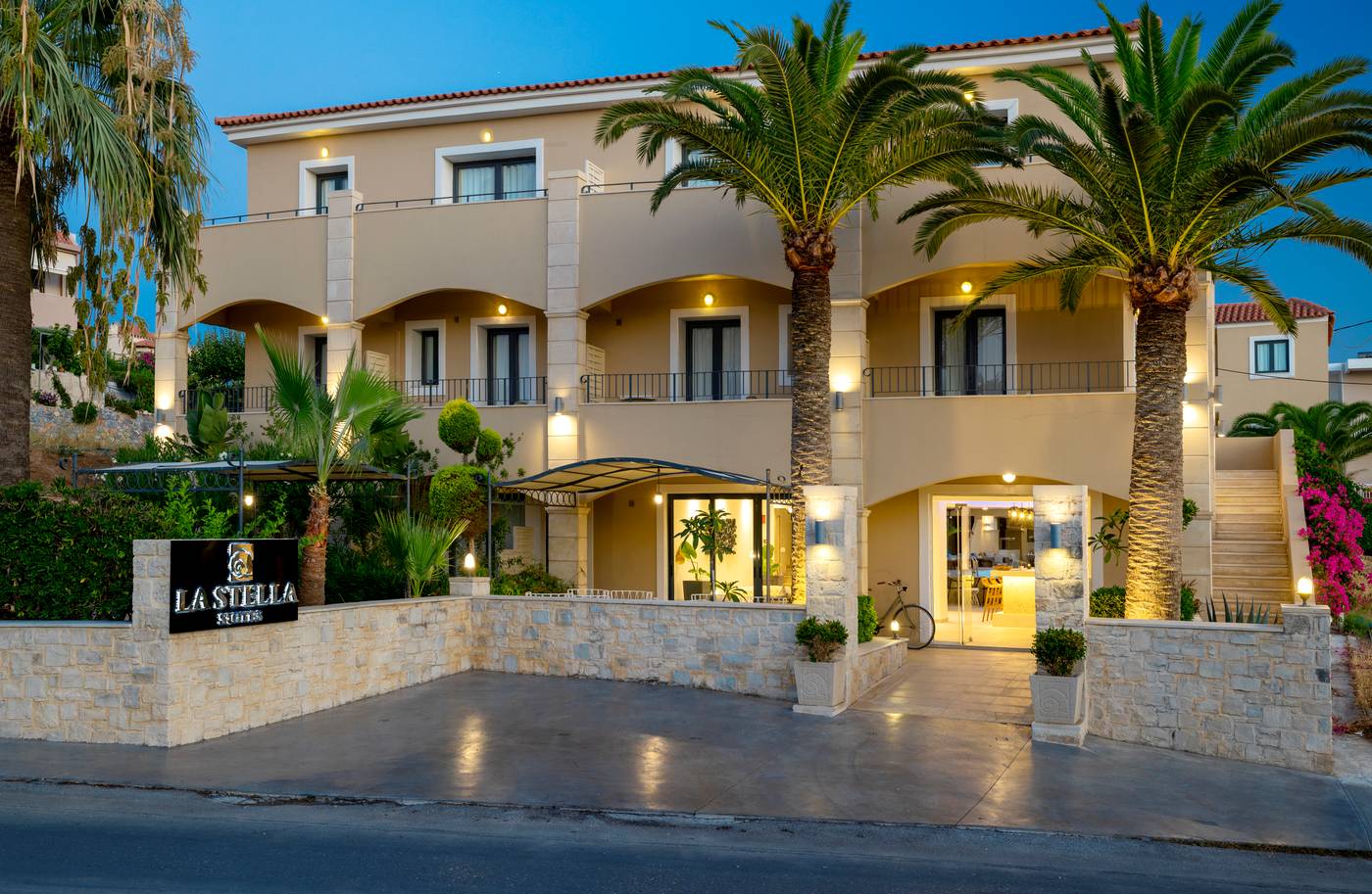 La-Stella-Apartments-and-Suites-General-view-10