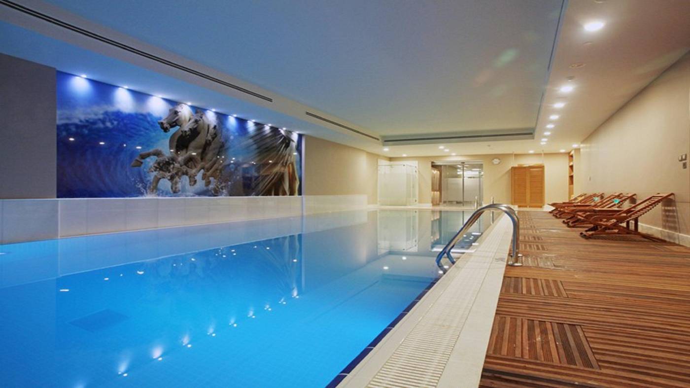Holiday-Inn-Sisli-Pool-50