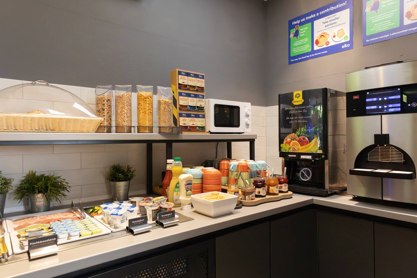 A-O-Munich-Central-Station-Restaurant-20