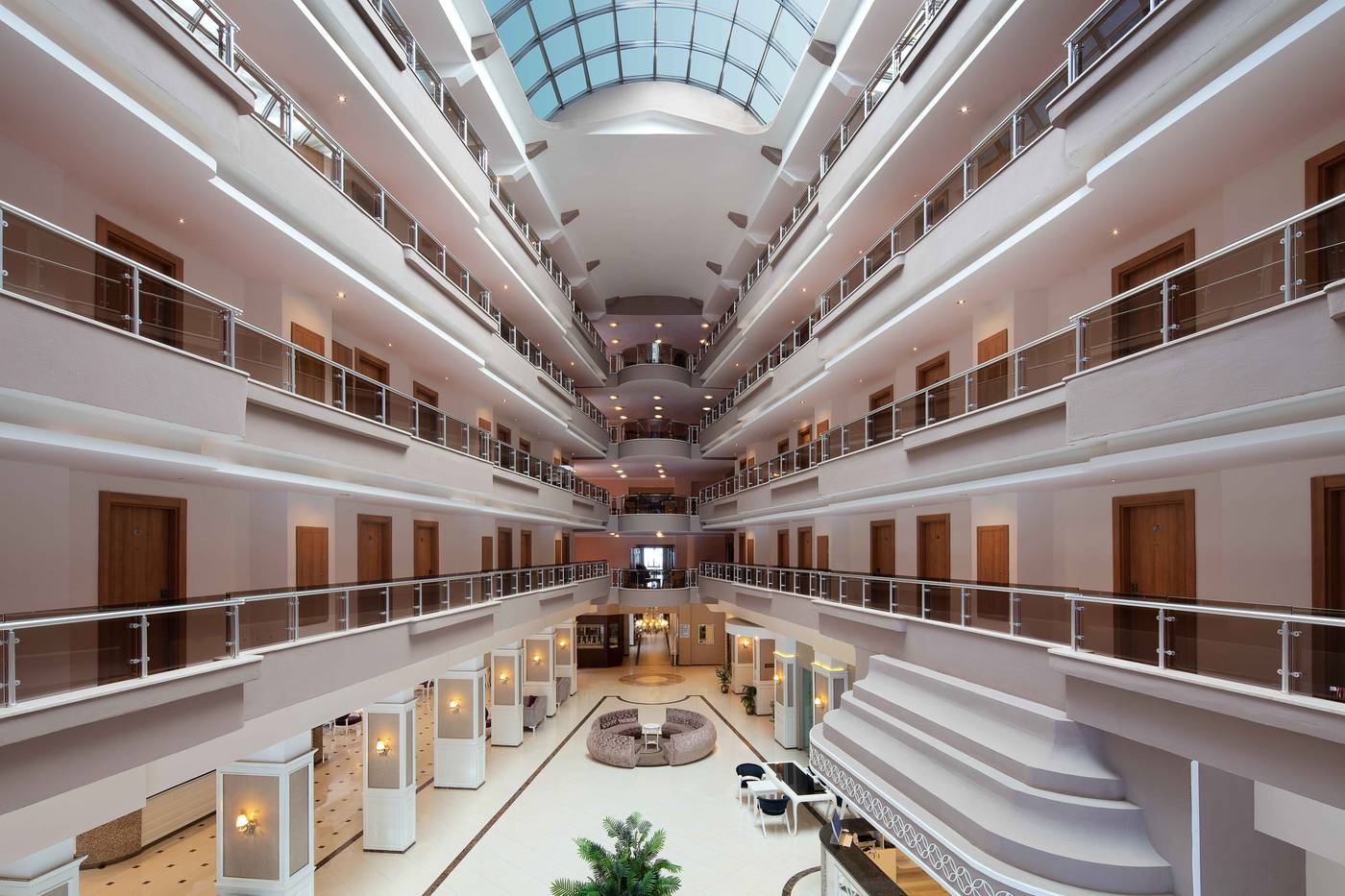 Galeri-Resort-Hotel-Lobby-43