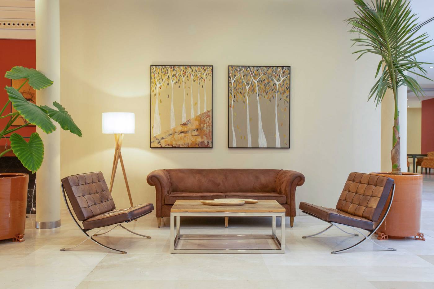 Valentin-Sancti-Petri-Lobby-50