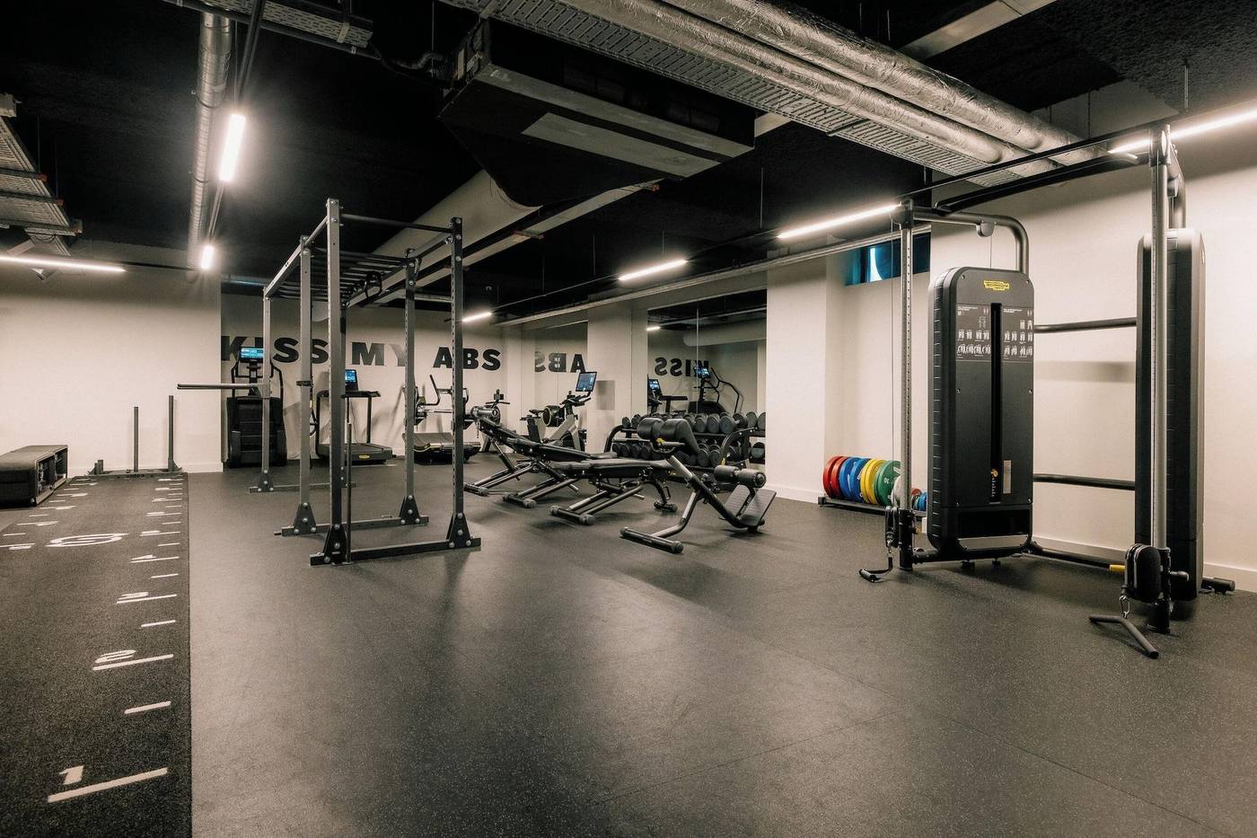 Tsh-Amsterdam-West-Sports-and-Entertainment-21