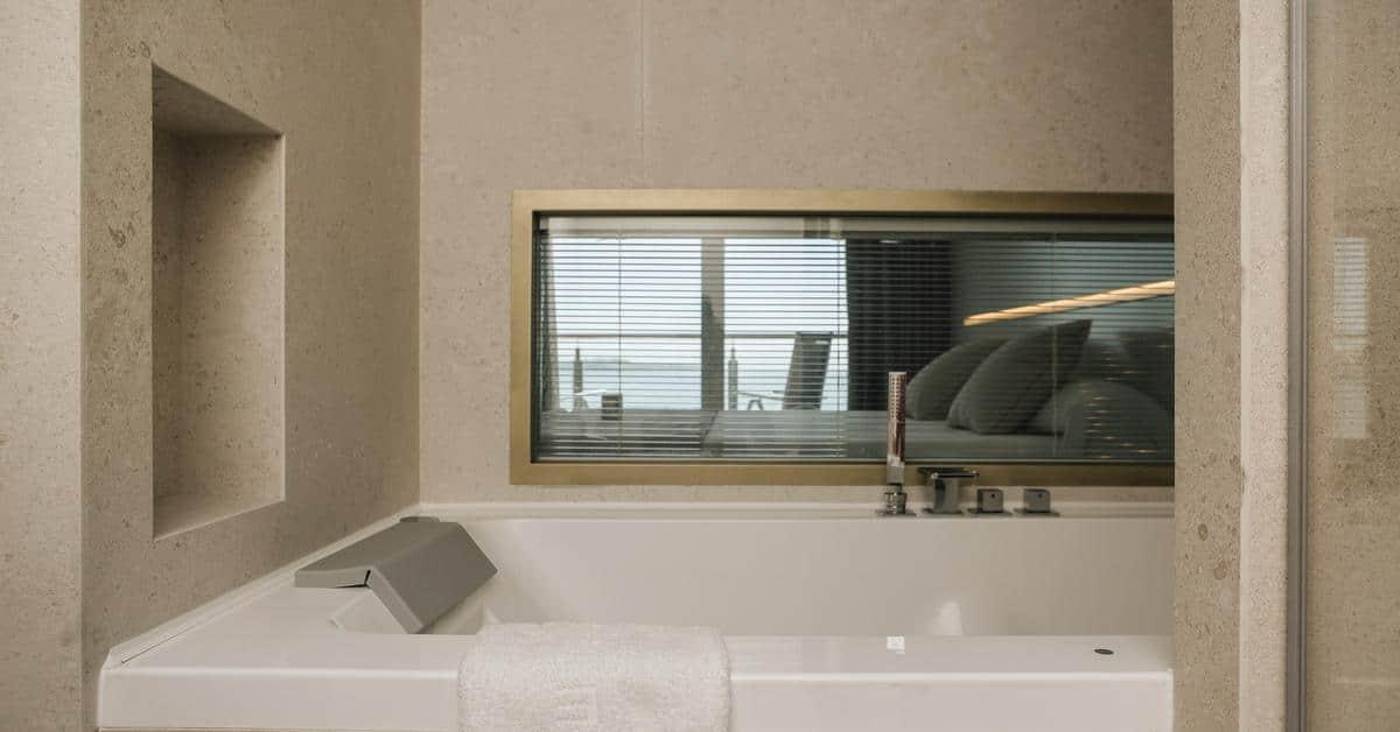 Spa-Porta-Maris-Room-40