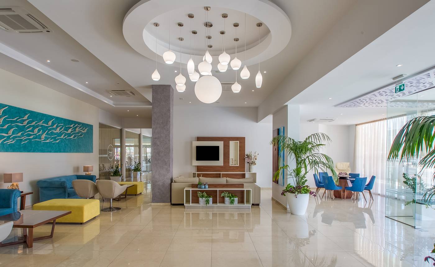 Stamatia-Hotel-Lobby-31