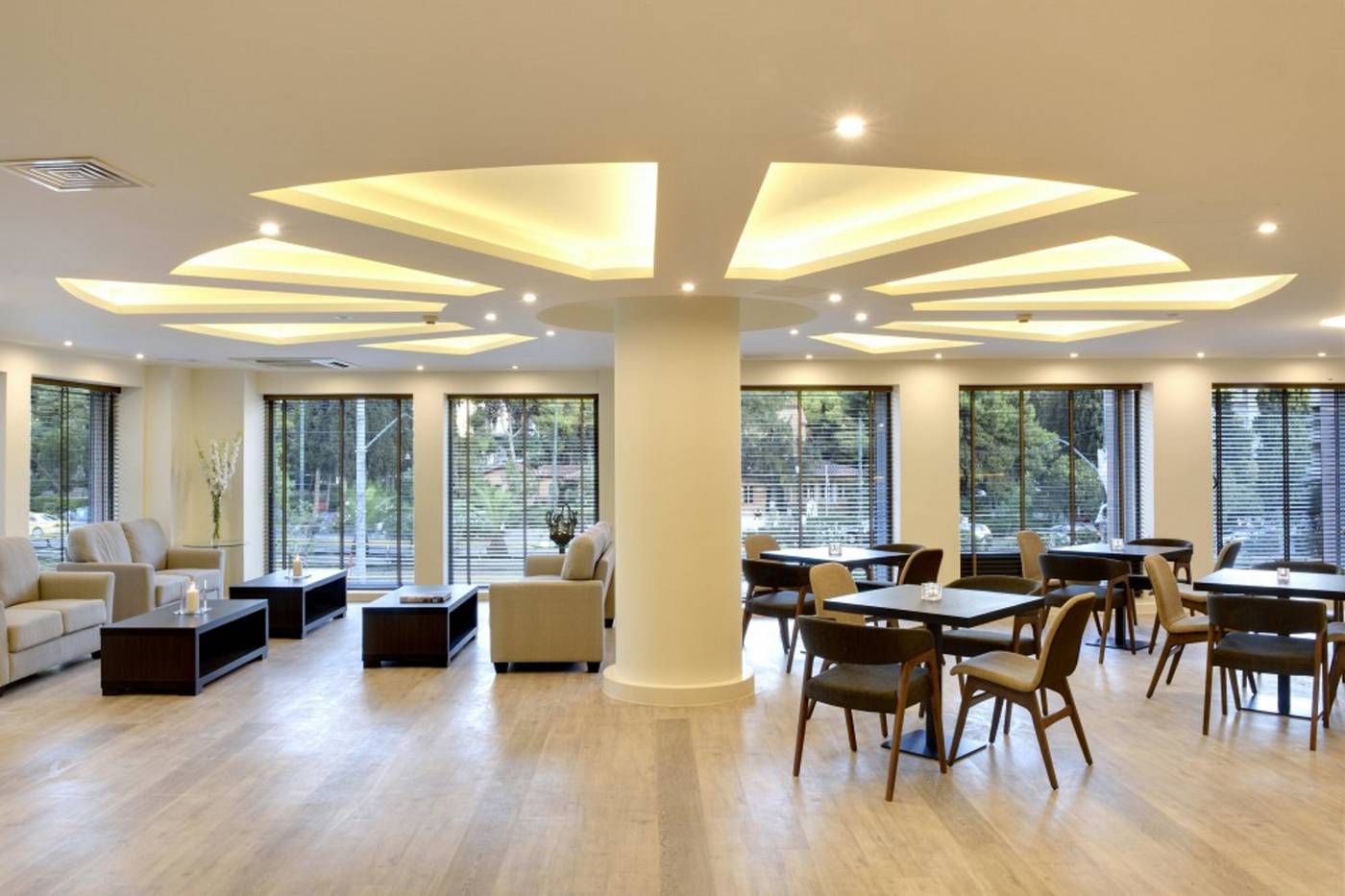 Athens-Avenue-Hotel-Restaurant-11