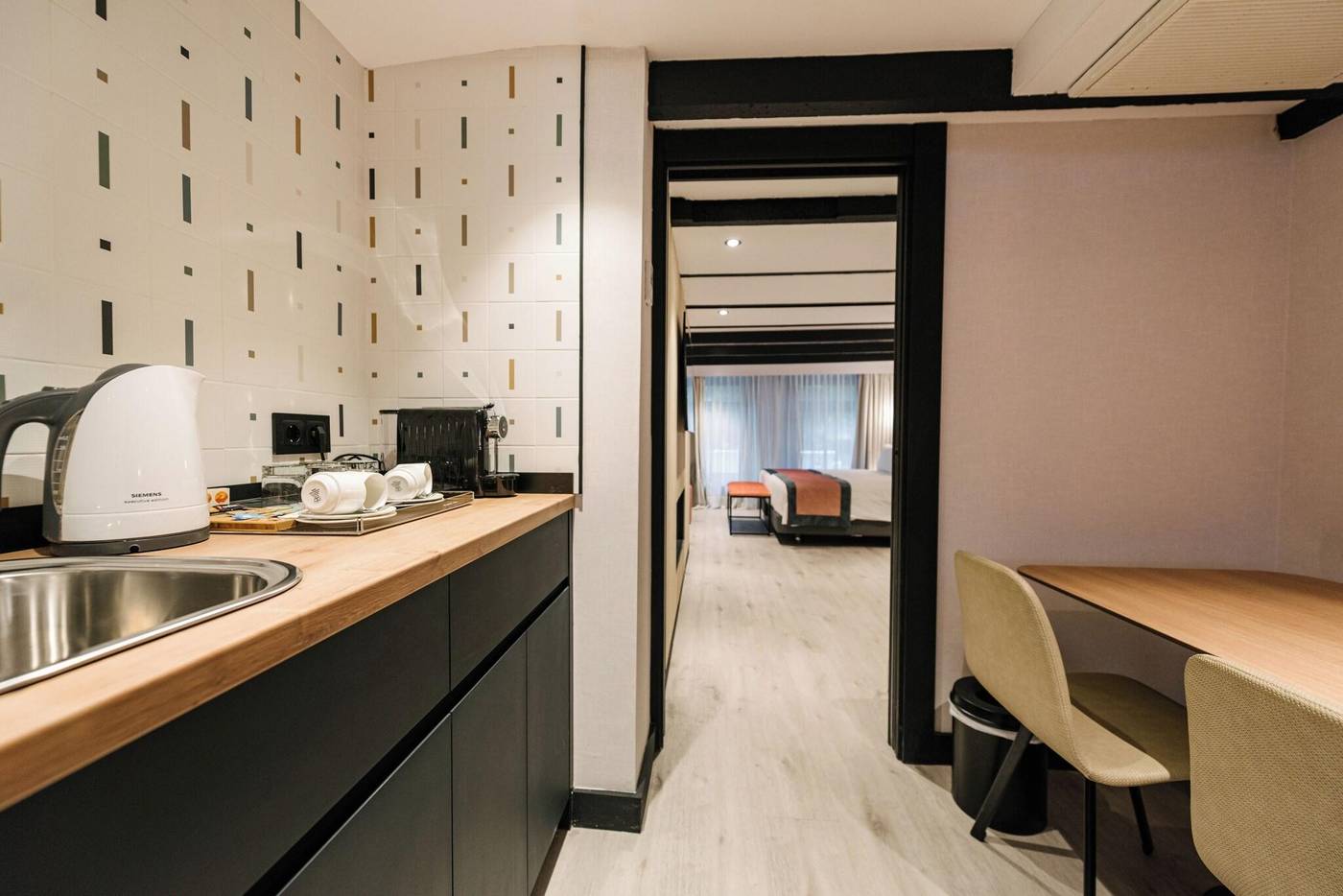 Catalonia-Vondel-Amsterdam-Room-24