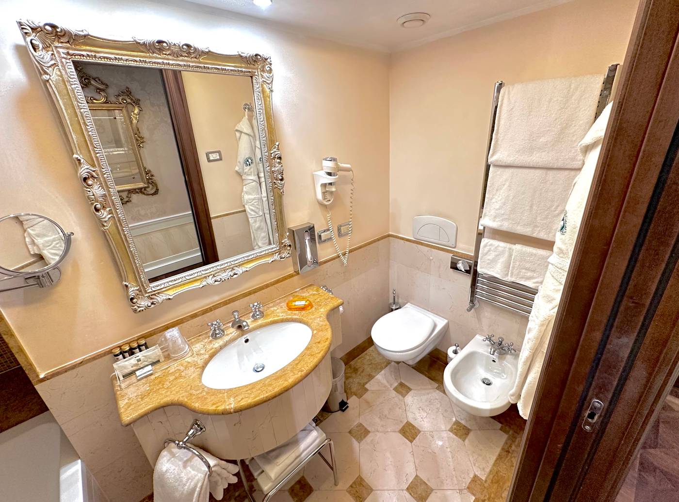 Hotel-Canal-Grande-Room-53