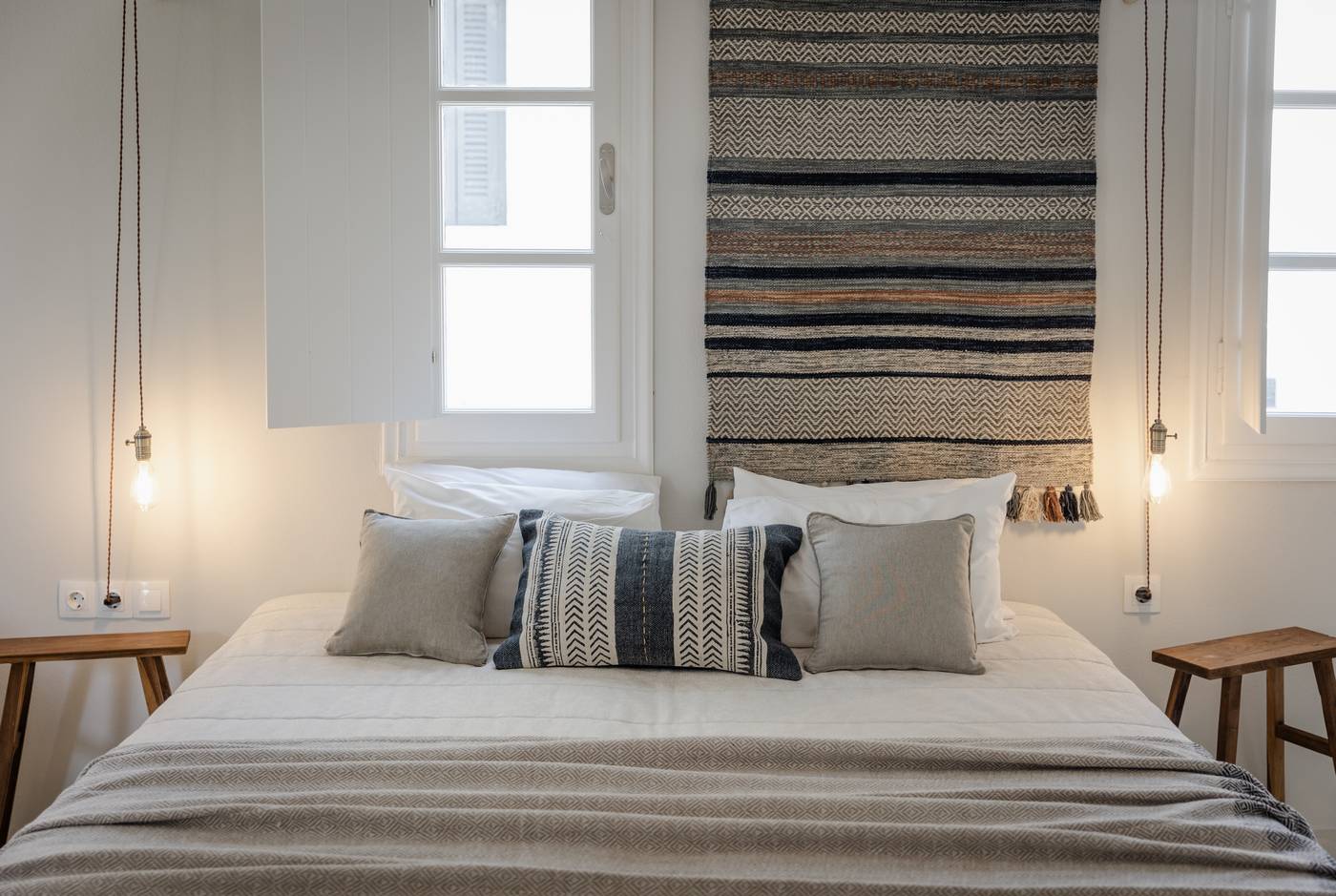 Scorpios-Beach-Room-21