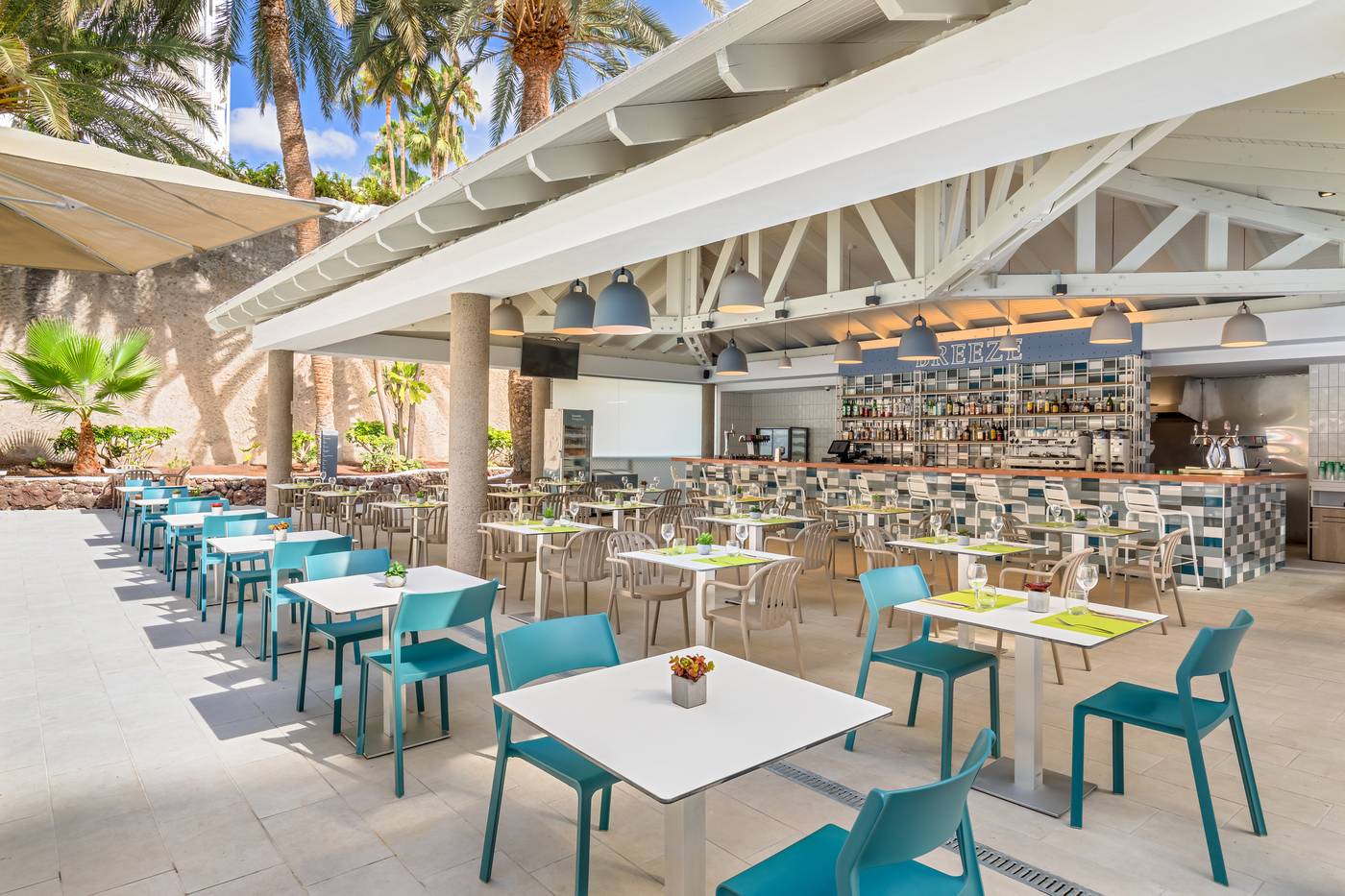 Barcelo-Margaritas-Royal-Level-Bar-24