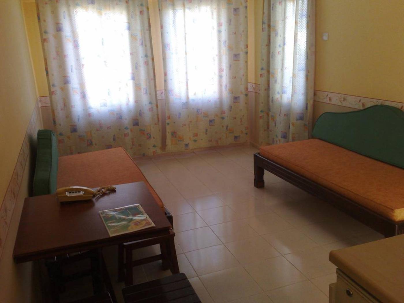 Club-Sunset-Apart-Room-21