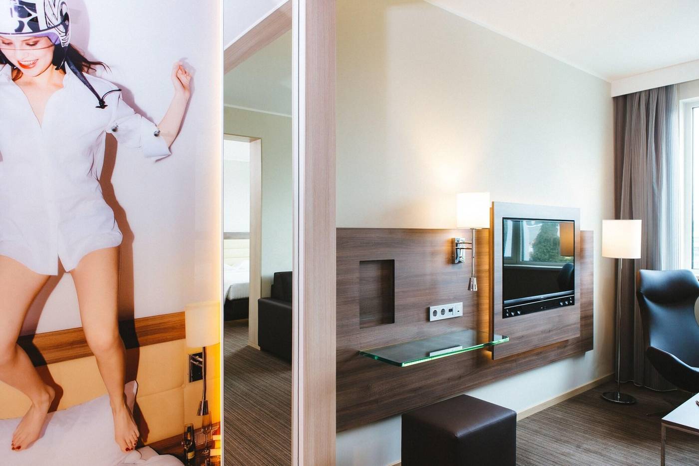 Moxy-Berlin-Ostbahnhof-Room-10