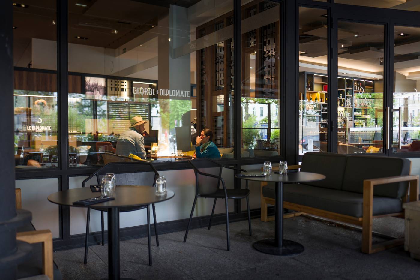 L-elysee-Val-D-europe-Bar-19