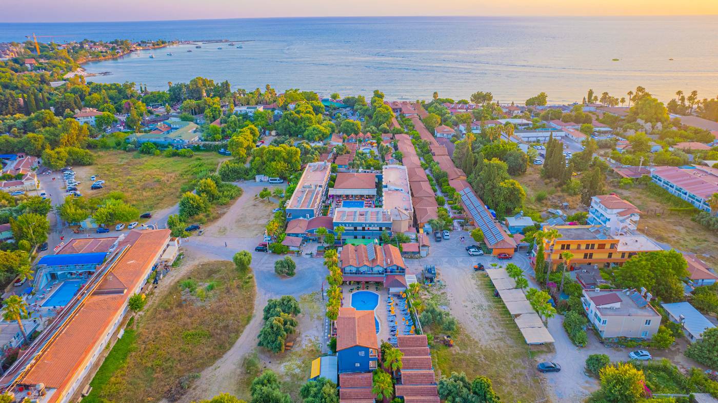 Sayanora-Hotel-General-view-68