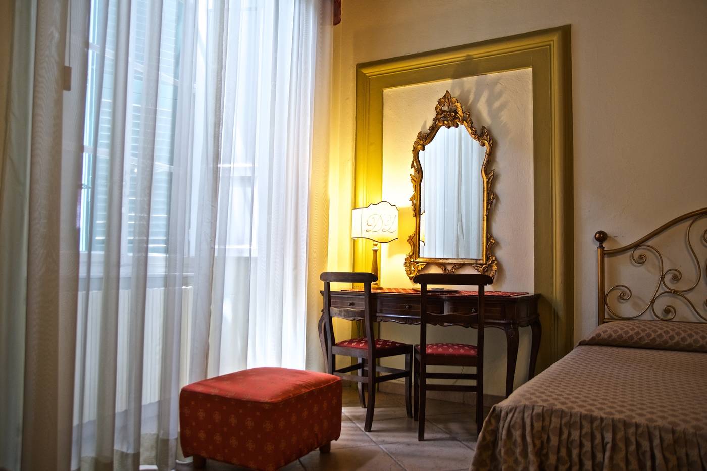 Hotel-La-Luna-Room-23