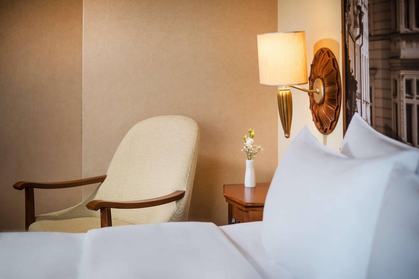 Lindner-Hotel-Prague-Castle--part-of-JdV-by-Hyatt-Room-37