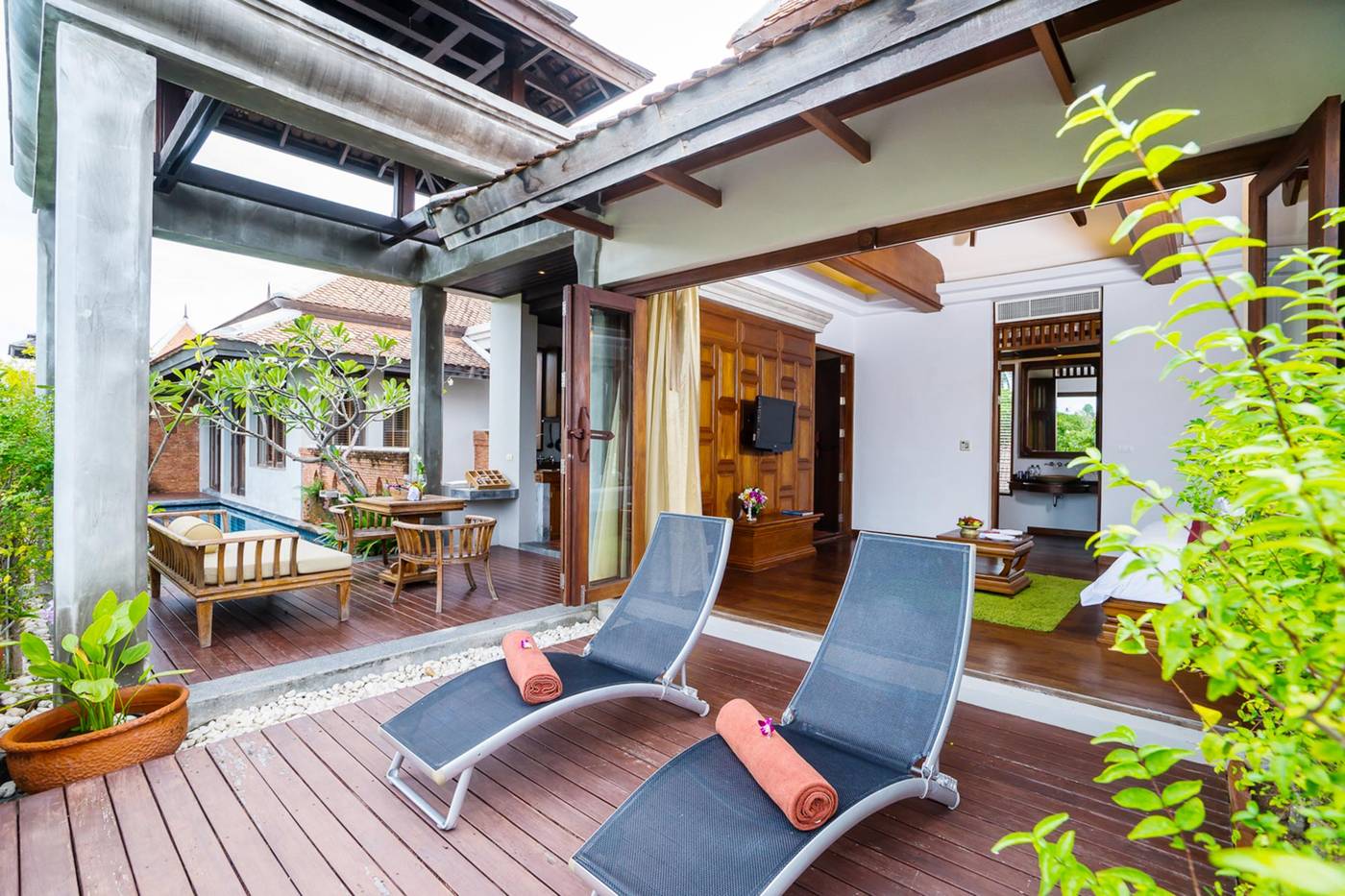 Royal-Muang-Samui-Villas-Room-15