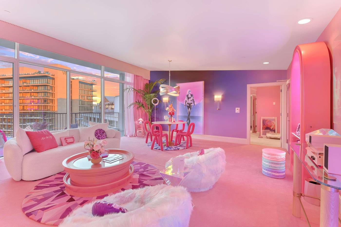 Beverly-Hilton-Room-76