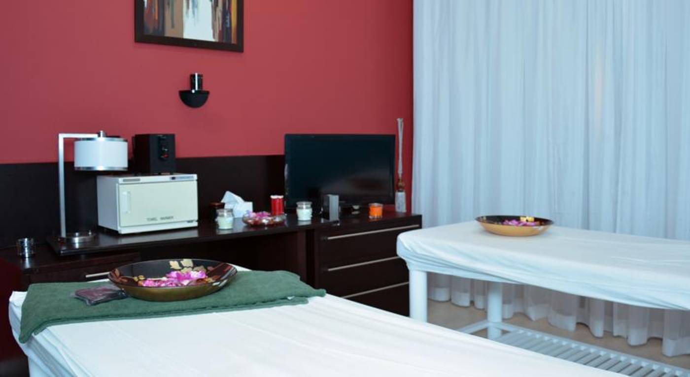 The-Royal-Riviera-Sports-and-Entertainment-18