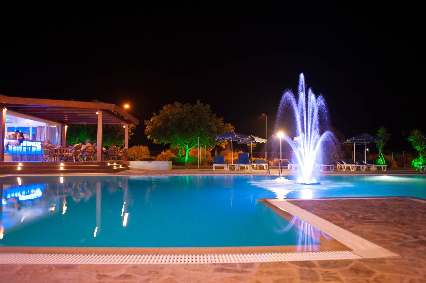 Zoes-Hotel-General-view-9