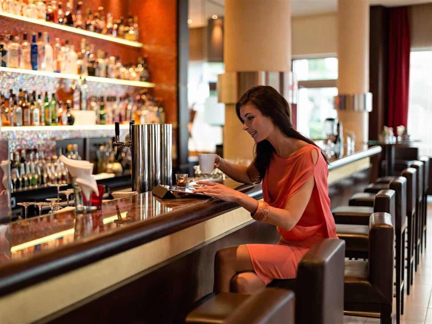 Pullman-Cologne-Bar-39