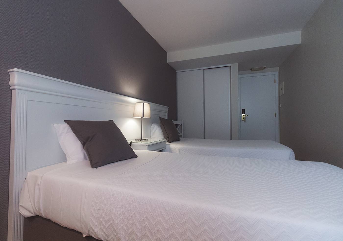 Hotel-Apartamentos-Gaivota-Room-42