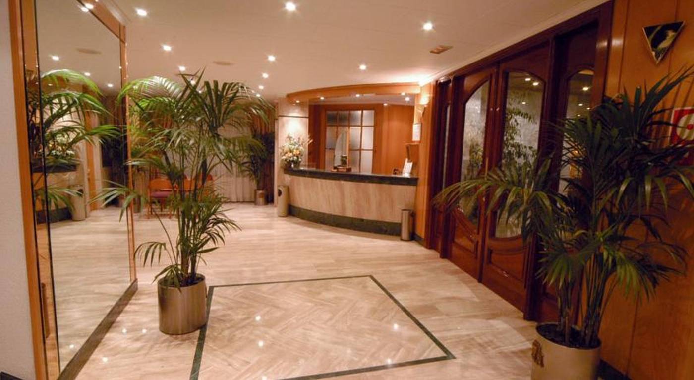 Hotel-Tanit-Lobby-16