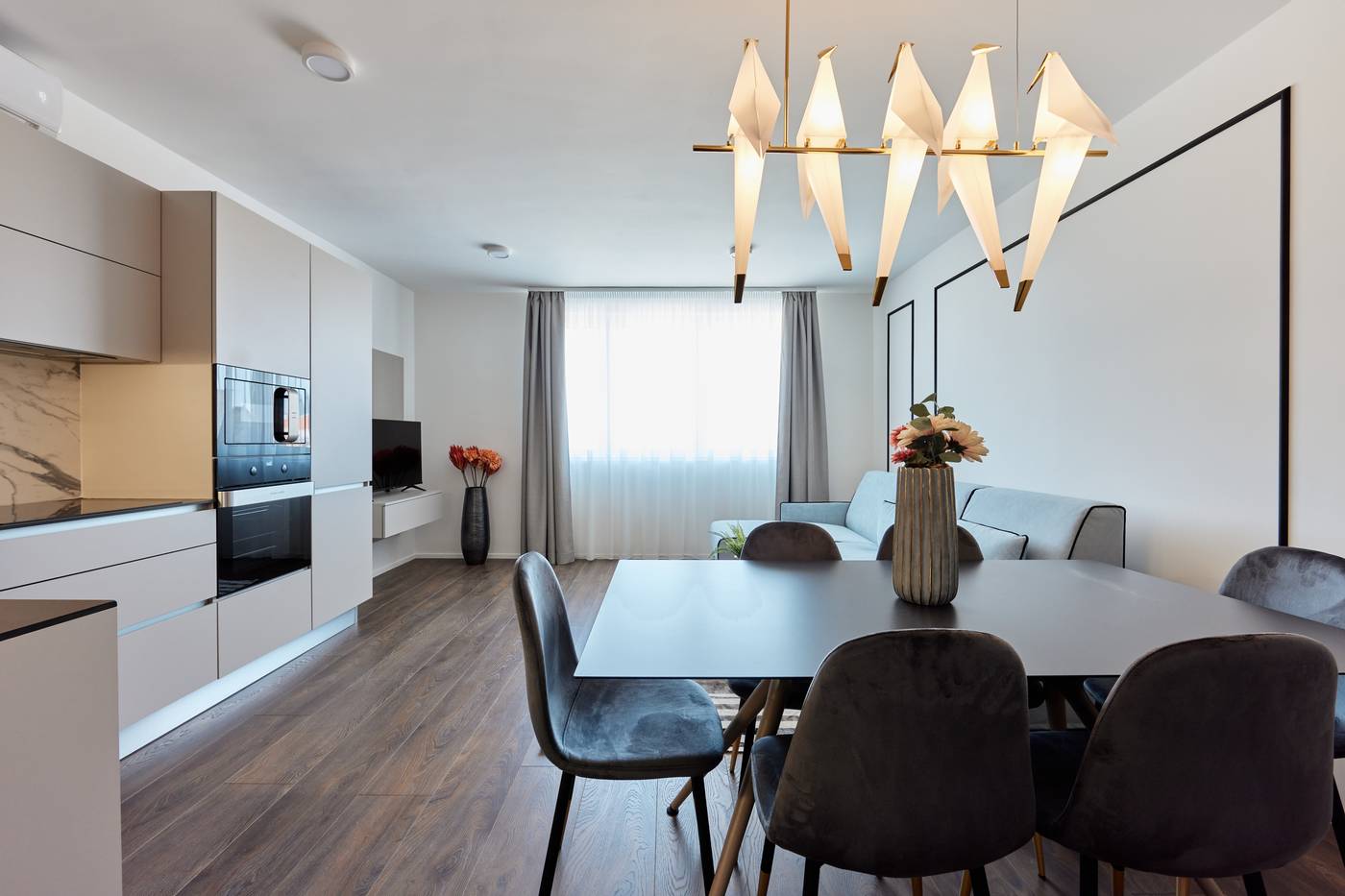 The-Amberlyn-Suite-Hotel-Room-32